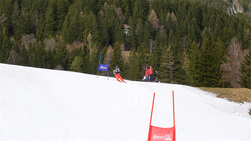 Volksschule+Sankt+Nikolai+-+Skirennen